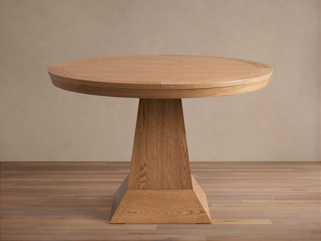 Leighton Round Dining Table - Lamp Modern