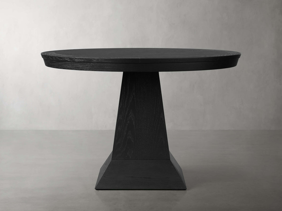 Leighton Round Dining Table - Lamp Modern