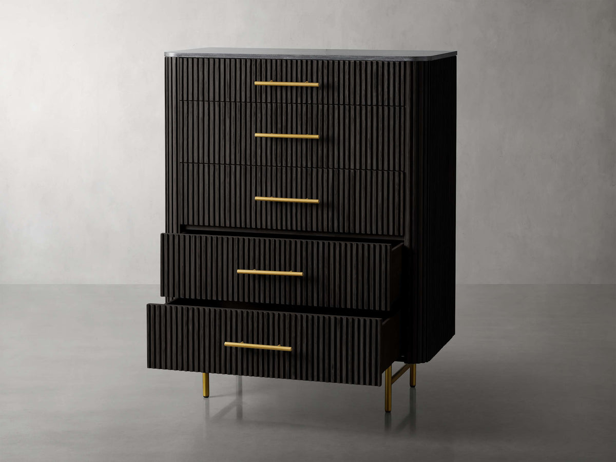 Finnley Five-Drawer Dresser - Lamp Modern