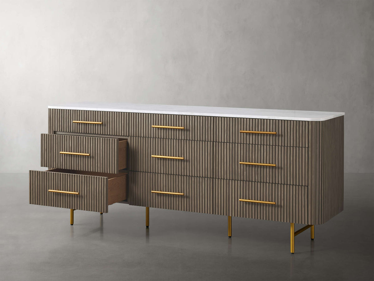 Finnley Nine-Drawer Dresser - Lamp Modern
