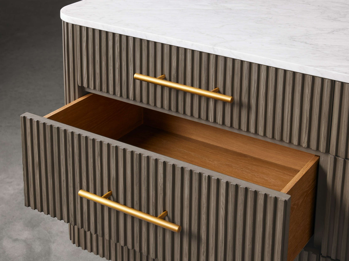 Finnley Nine-Drawer Dresser - Lamp Modern
