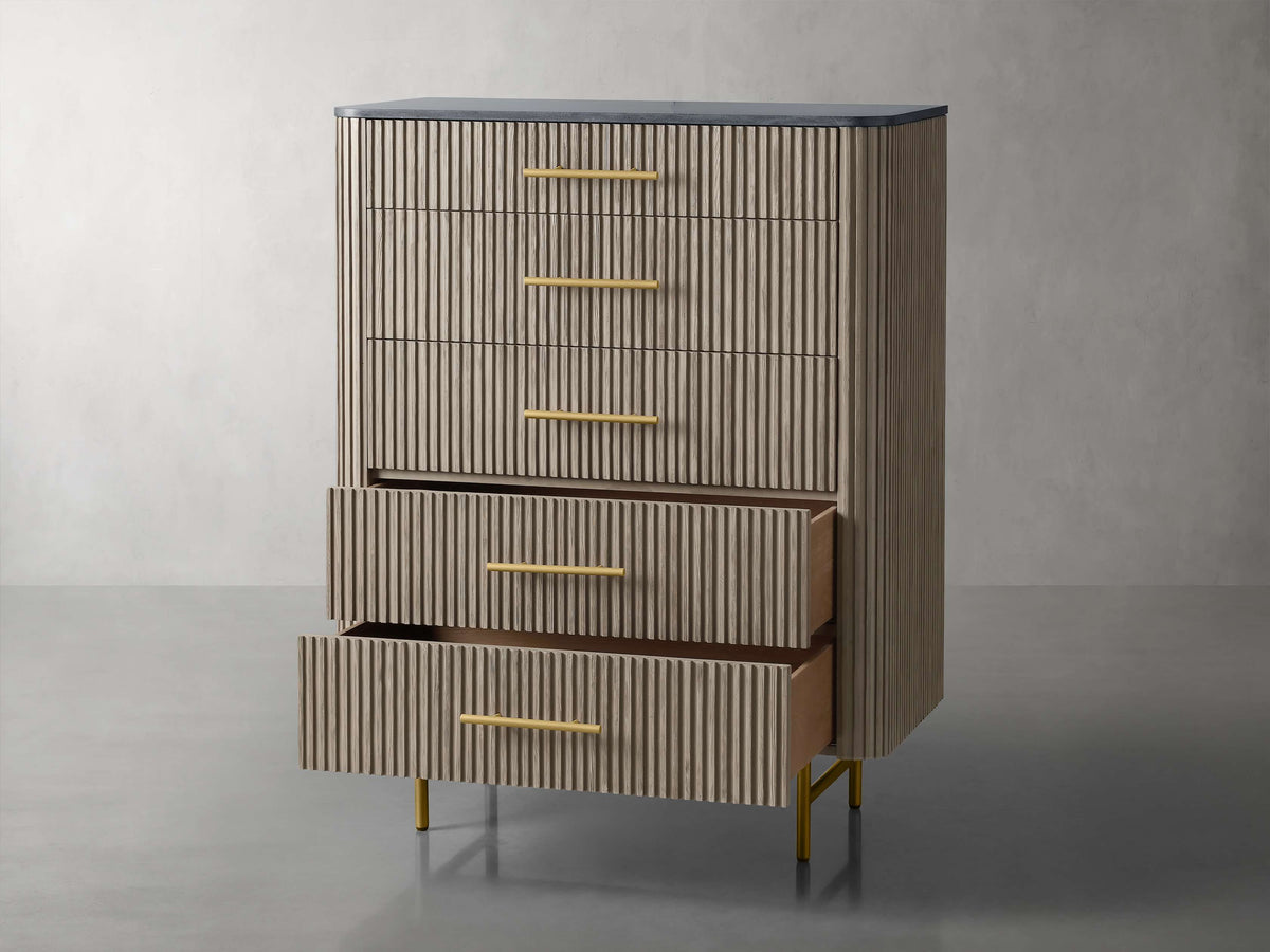 Finnley Five-Drawer Dresser - Lamp Modern