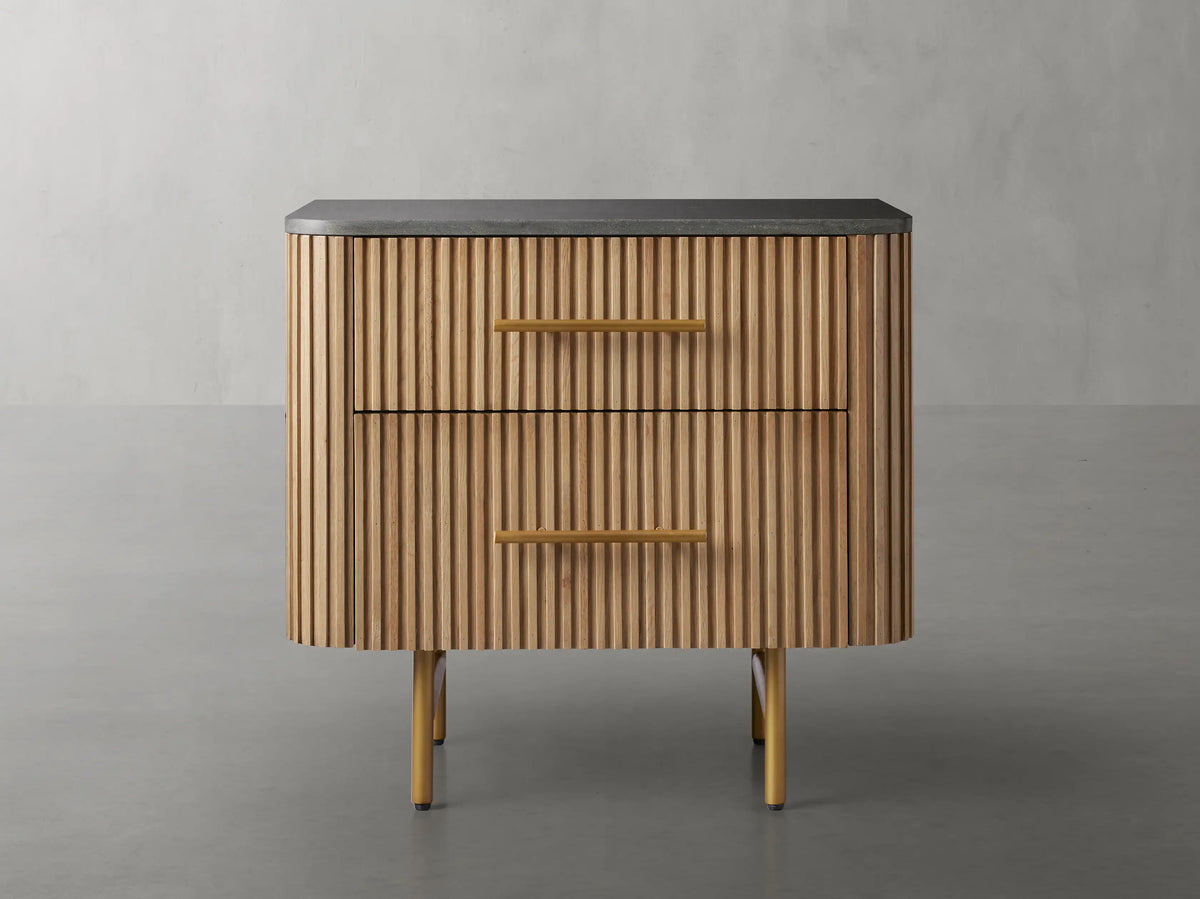 Finnley Closed Nightstand - Lamp Modern