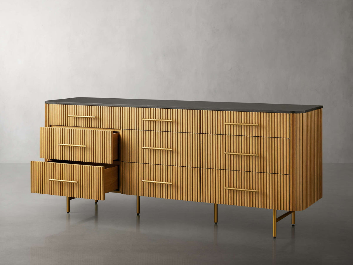 Finnley Nine-Drawer Dresser - Lamp Modern