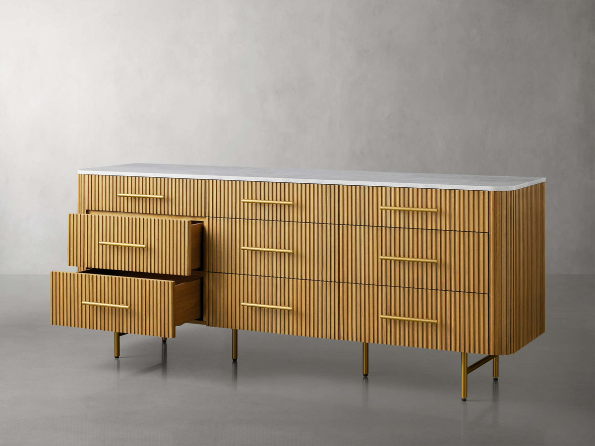 Finnley Nine-Drawer Dresser - Lamp Modern
