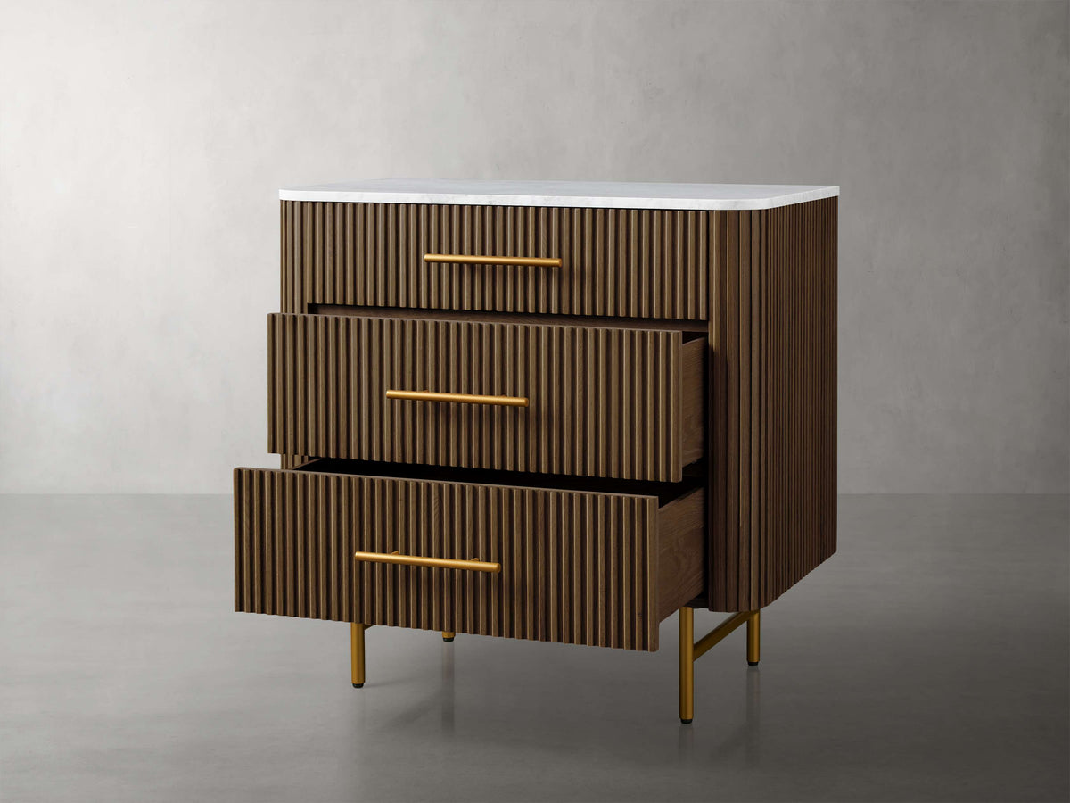 Finnley Three-Drawer Chest - Lamp Modern