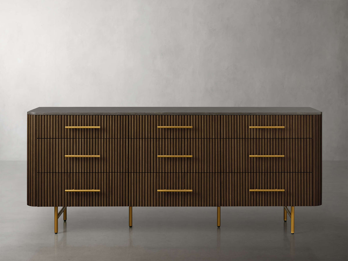 Finnley Nine-Drawer Dresser - Lamp Modern