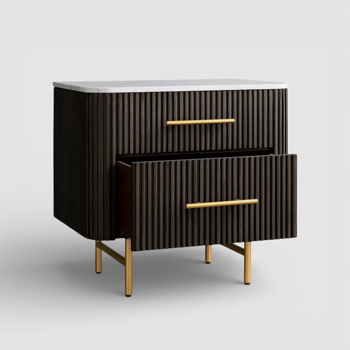 Finnley Closed Nightstand - Lamp Modern