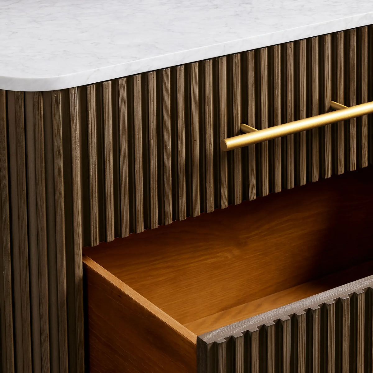 Finnley Closed Nightstand - Lamp Modern