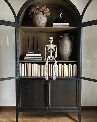 Hendi Glass Cabinet-Lamp Modern