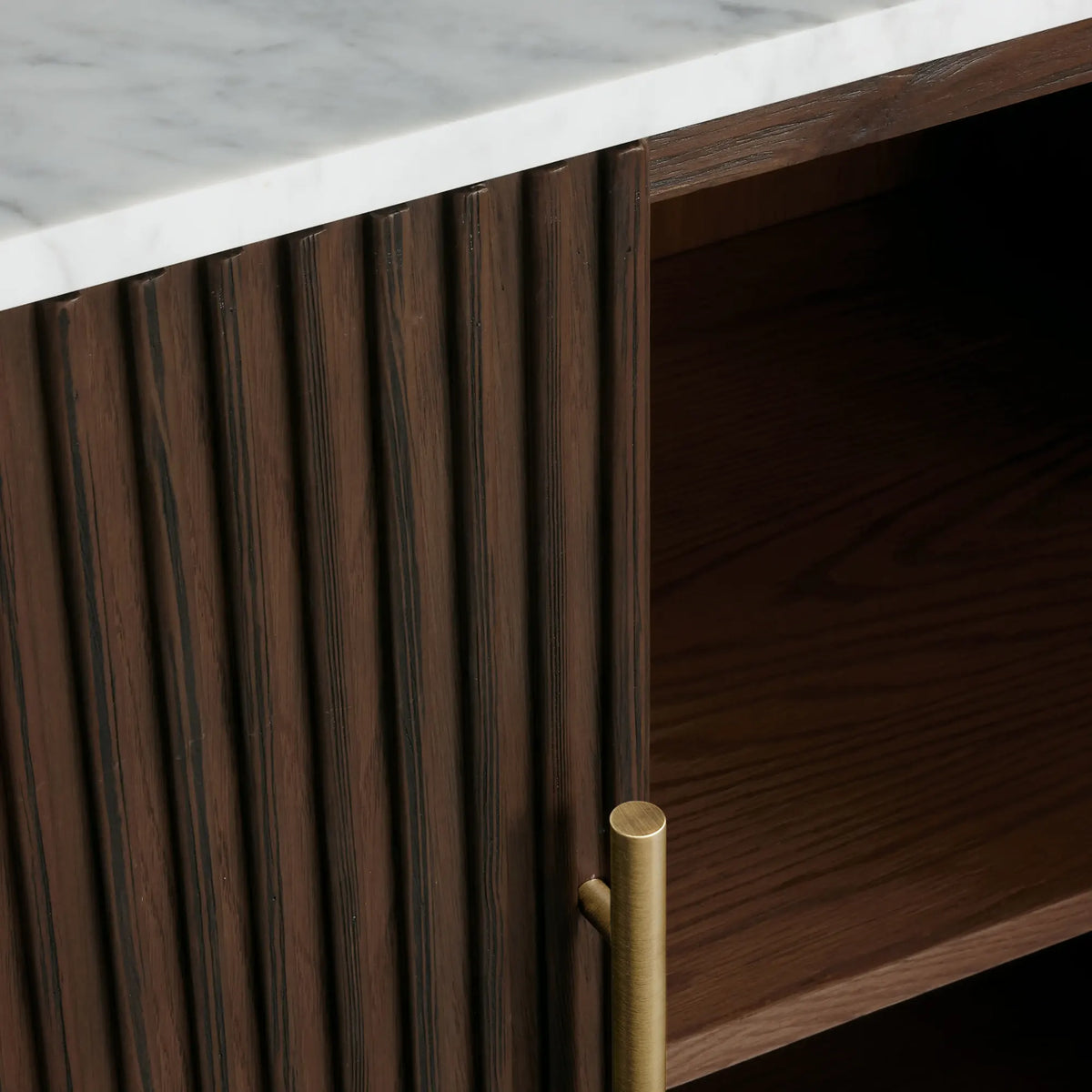 Findlay Sideboard - Lamp Modern