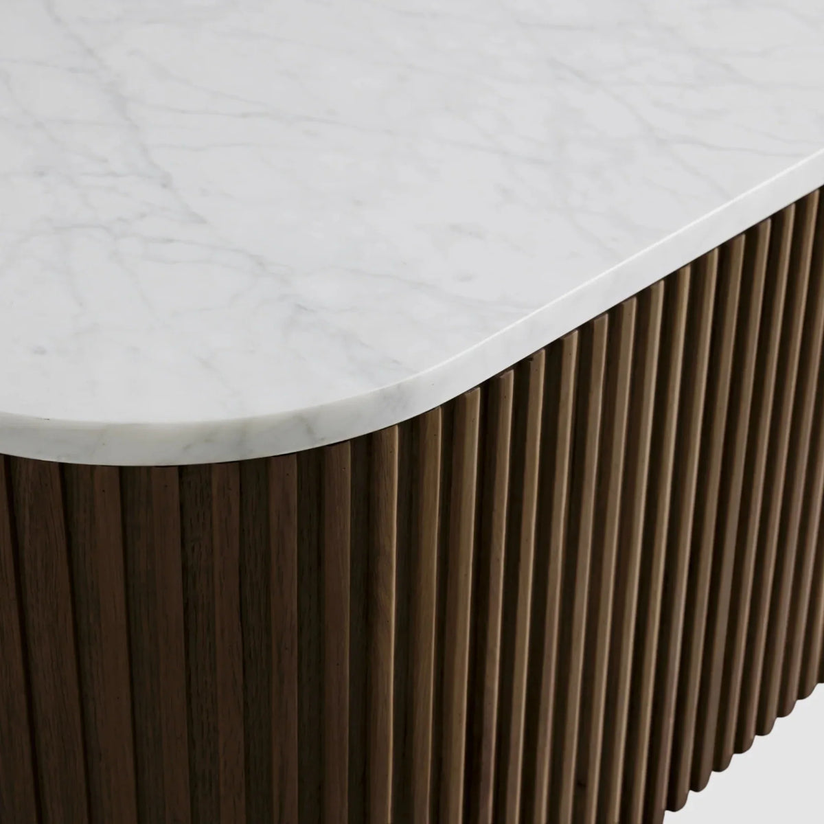 Finnley Coffee Table - Lamp Modern