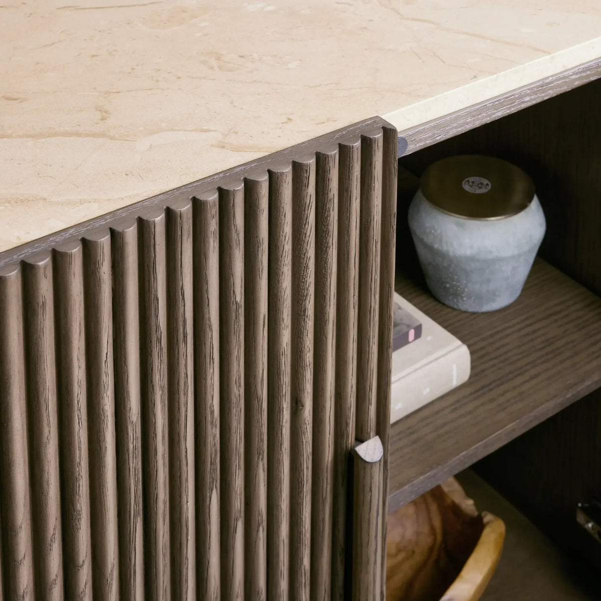 Astor Sideboard - Lamp Modern