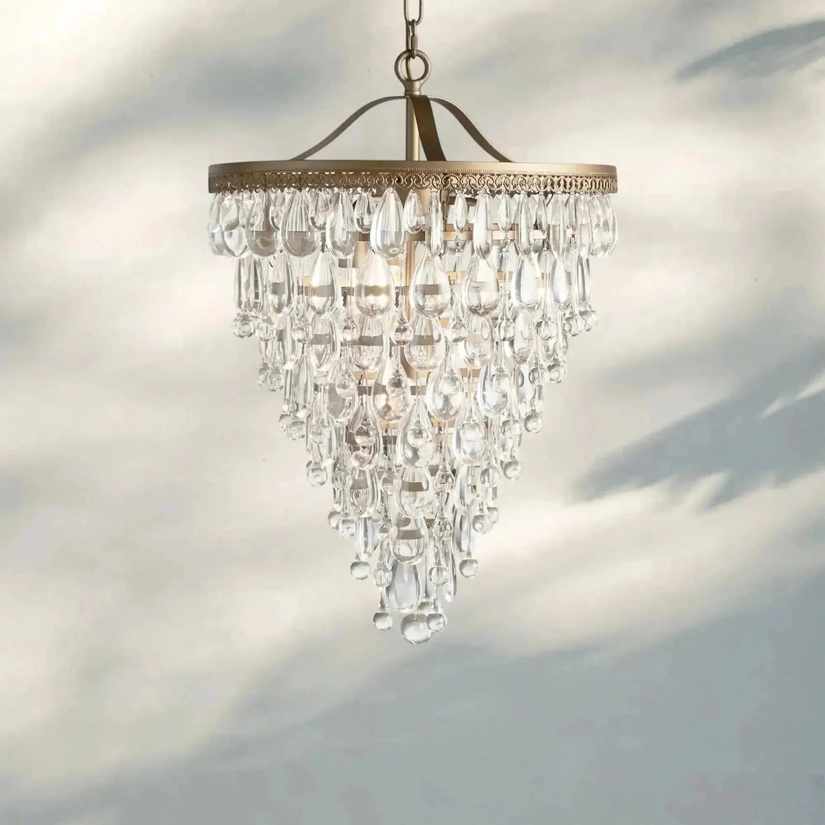 Anabelle Round Chandelier 17''23''H - lampmodern