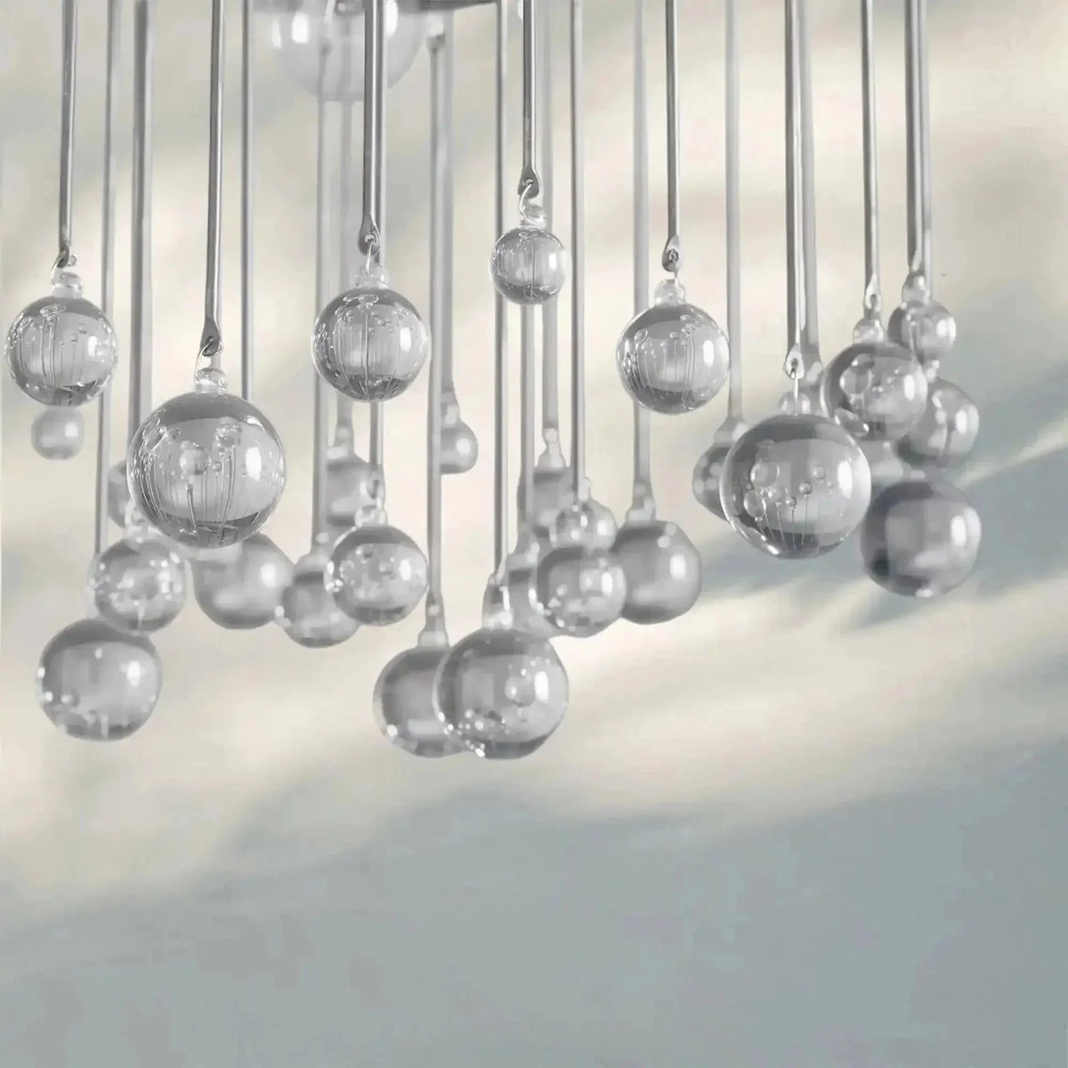 Aubrey Modern Crystal Ball Pendant Lamp - lampmodern