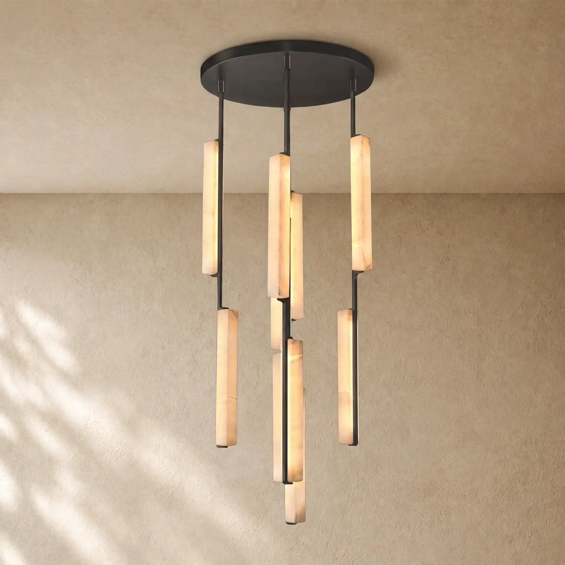Audubom Alabaster Round Chandelier - 24’’ / Brass / Classic