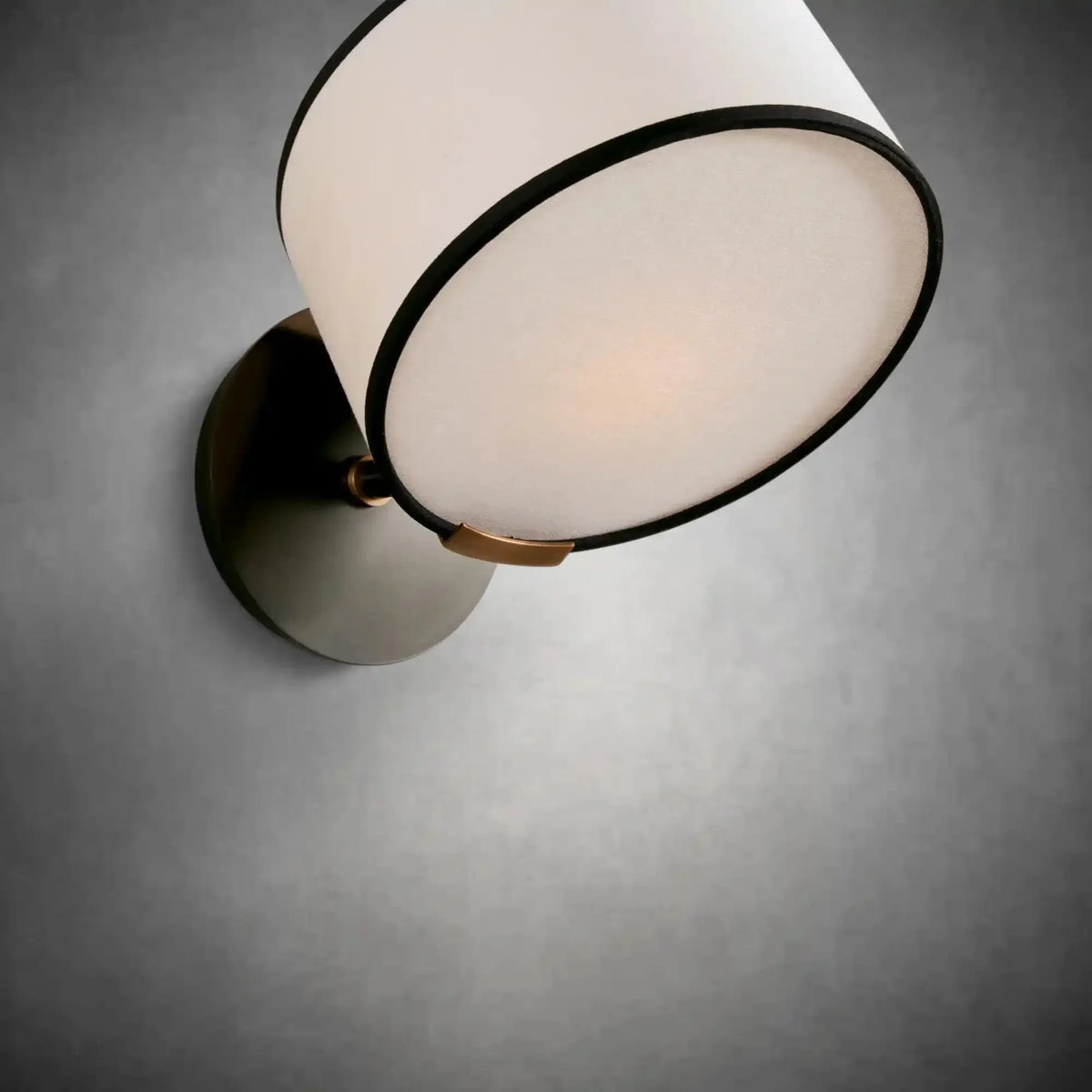 Daphne Sconce - lampmodern