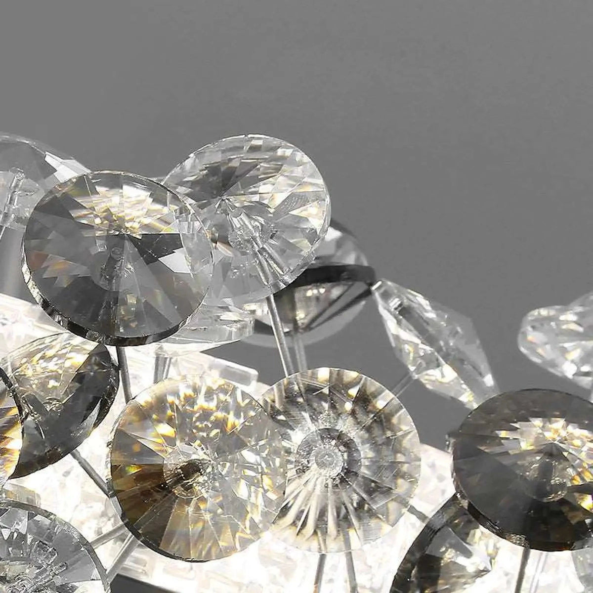Gardo Crystal Modern Chandelier - lampmodern