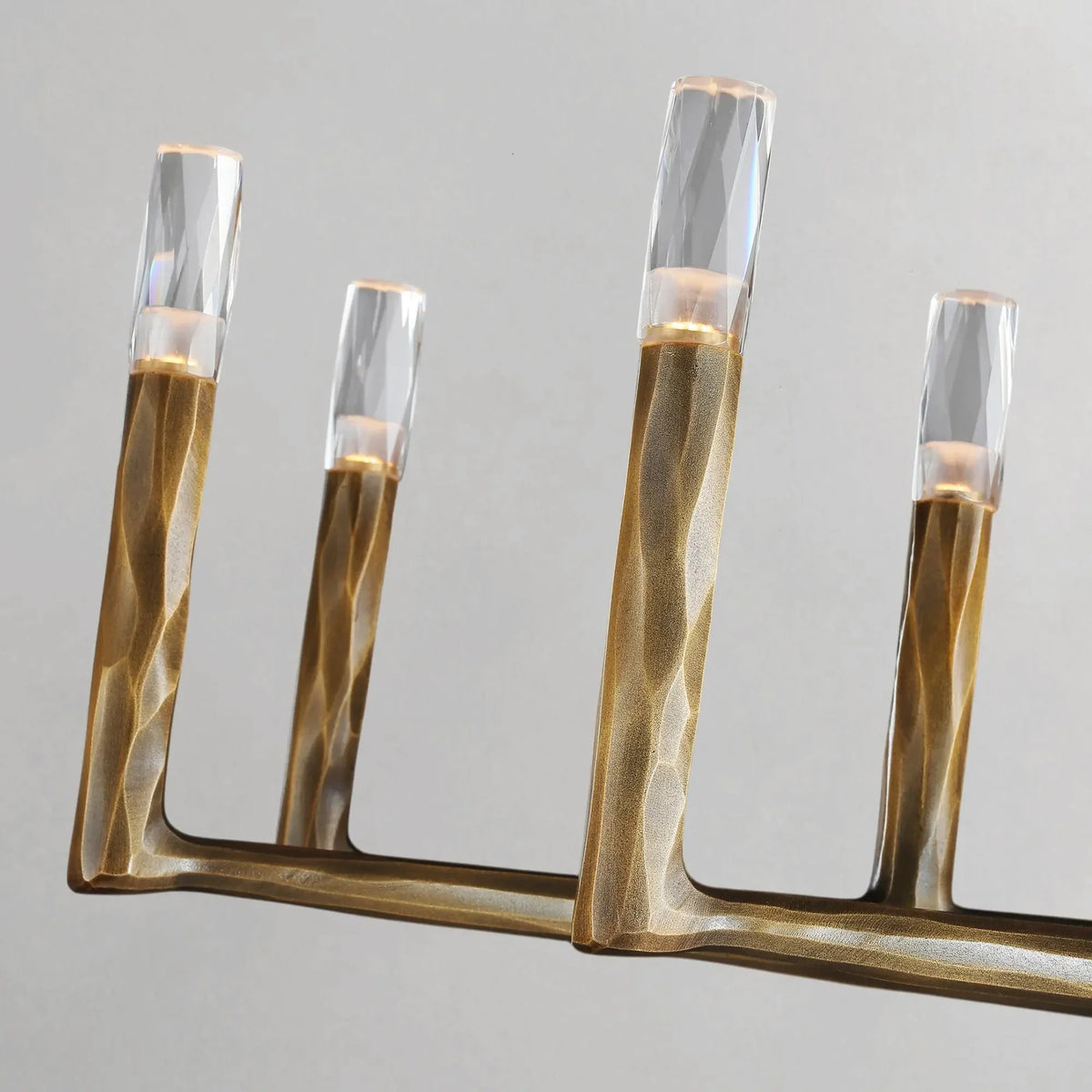 Thadria Linear Chandelier - lampmodern