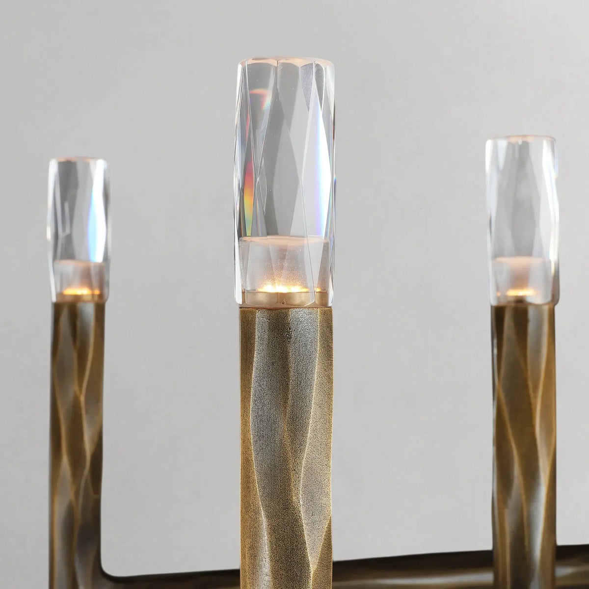 Thadria Linear Chandelier - lampmodern