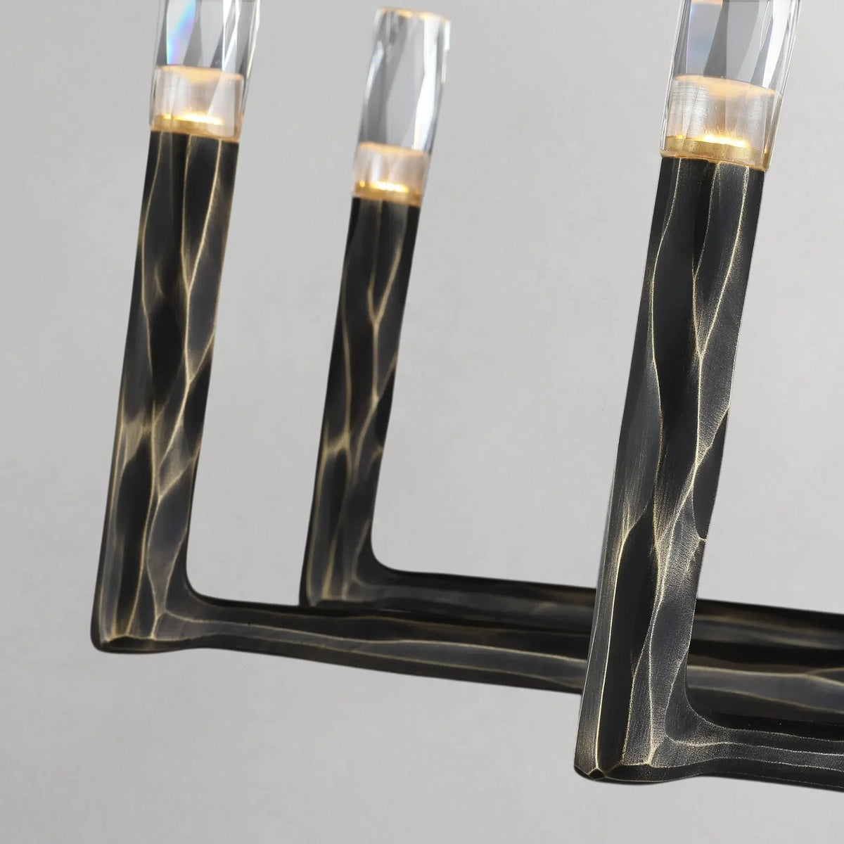 Thadria Linear Chandelier - lampmodern