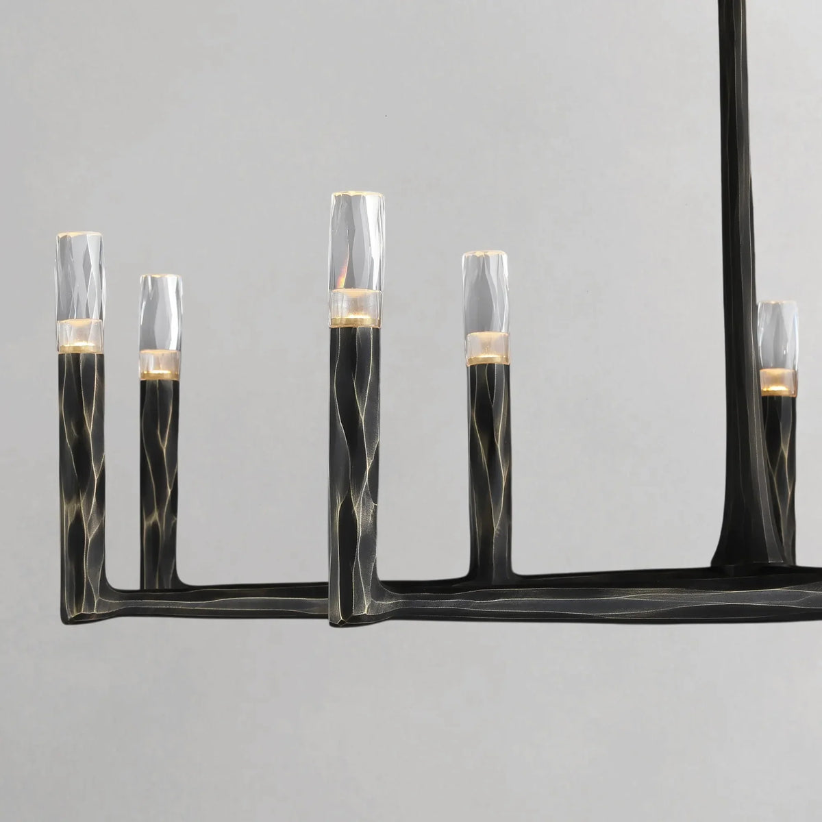 Thadria Linear Chandelier - lampmodern