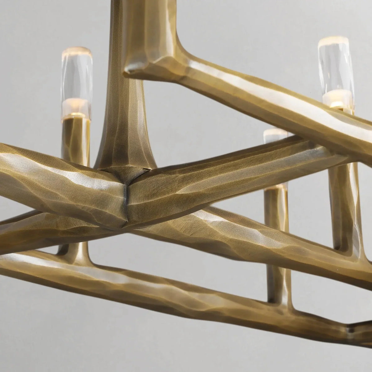 Thadria Linear Chandelier - lampmodern