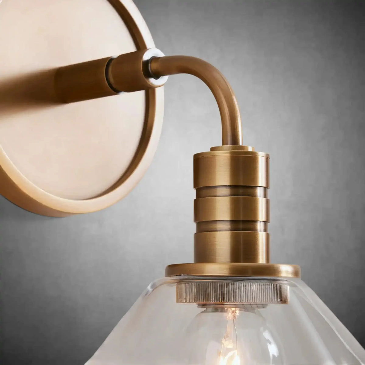Theron Single Wall Sconce Modern Wall Light - lampmodern